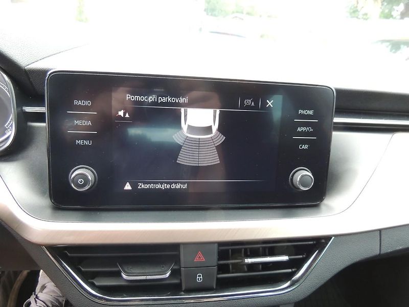Škoda Scala (2020) 1.0TSi,85kw,Style,full LED,ČR - fotka 29 z 55