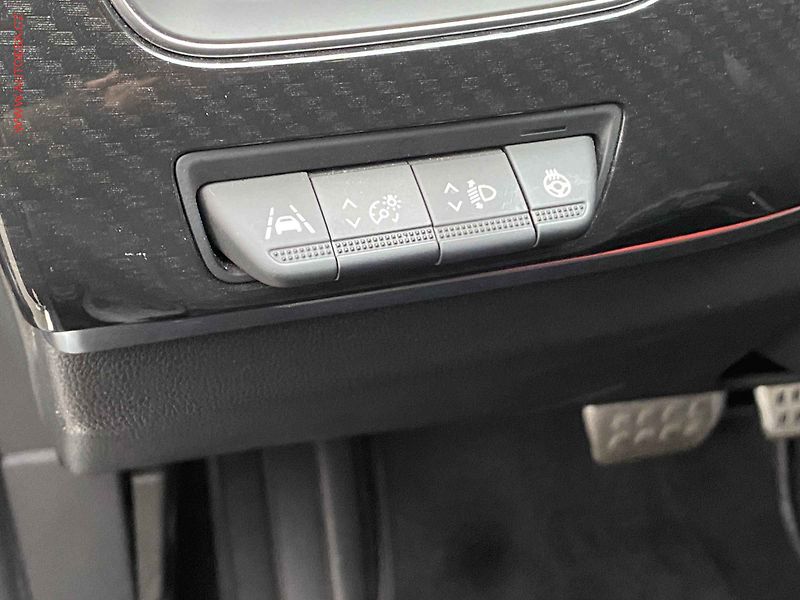 Renault Arkana (2022) 1.3 TCe, RS Line, AT, LED - fotka 15 z 20