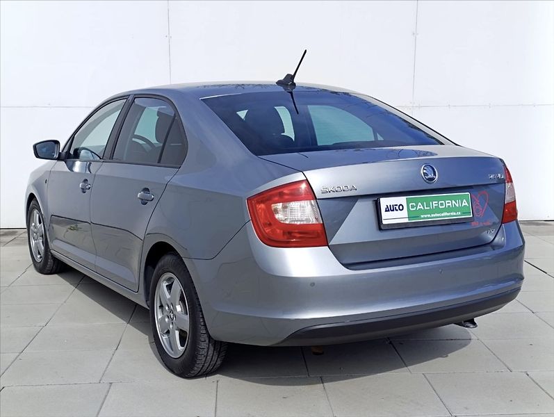 Škoda Rapid 1,2 TSi Aut.klima Navigace - fotka 10 z 38