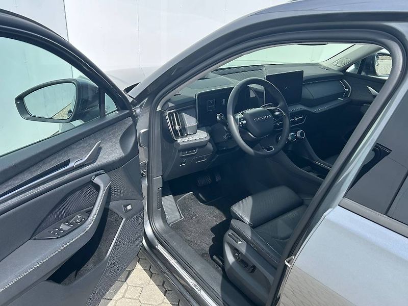 Škoda Kodiaq Exclusive Selection 7DSG 4x4 2 - fotka 5 z 28