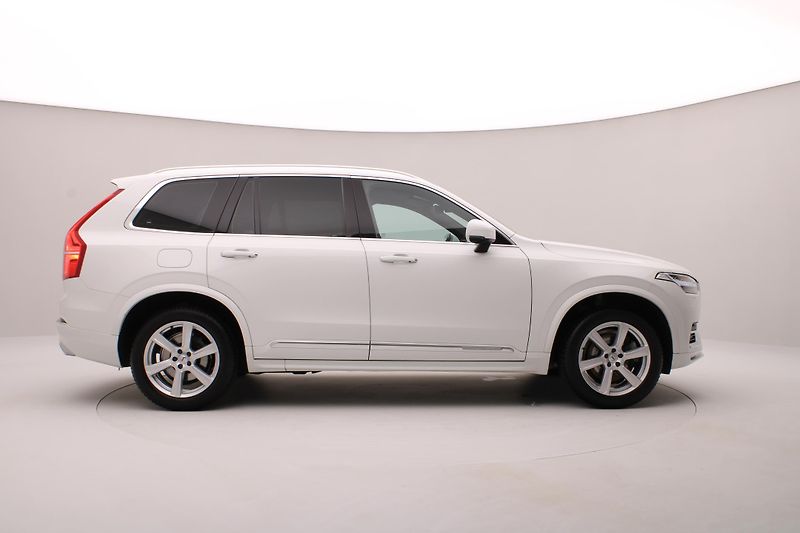 Volvo XC90 B5 AWD INSCRIPION AUT CZ - fotka 14 z 54