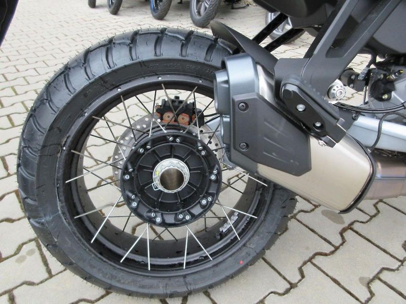 Moto Guzzi (2026) Stelvio A. R. A. S. e5+ - fotka 12 z 15