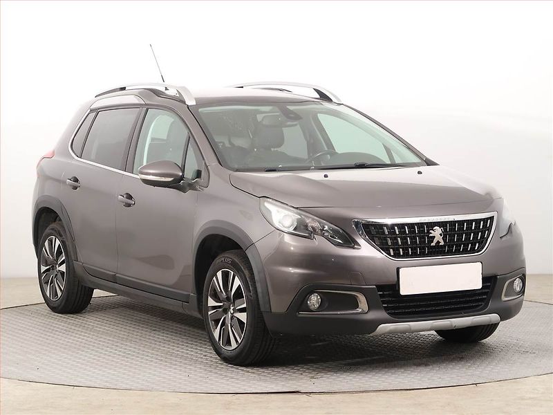 Peugeot 2008 (2017) 1.2 PureTech, ČR,1.maj - fotka 1 z 14