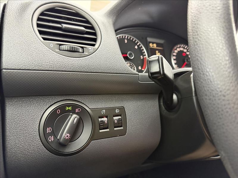 Volkswagen Caddy 1,6 TDi, 1majitel - fotka 12 z 25