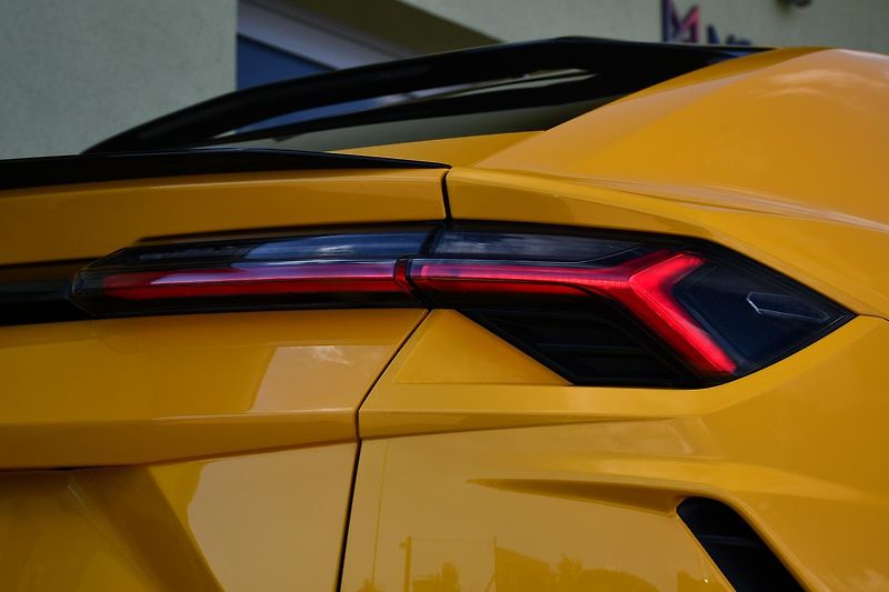 Lamborghini Urus 4.0 V8 ZÁRUKA - fotka 62 z 62