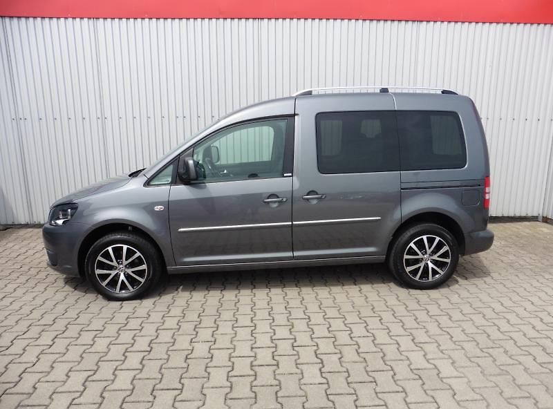 Volkswagen Caddy 1,6 TDI Cup,  Aut.klima, 1.Maj - fotka 6 z 13
