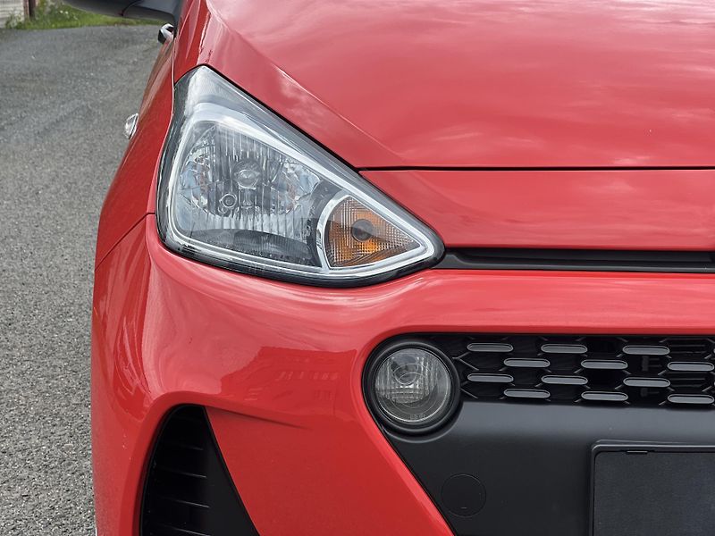Hyundai i10 1.0i 49kw ABS KOUPENO V ČR - fotka 28 z 31