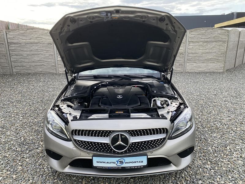 Mercedes-Benz Třídy C C 400 COUPE 4MATIC 51.000KM - fotka 72 z 149