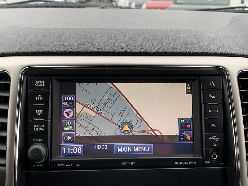 Jeep Grand Cherokee 3.0 CRD LIMITED AUTOMAT KŮŽE - fotka 23 z 52