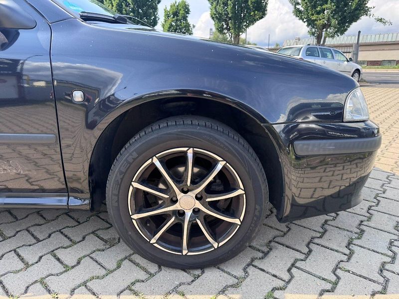 Škoda Octavia (2006) 1,6 MPI 75 KW GO MOTORU - fotka 17 z 47
