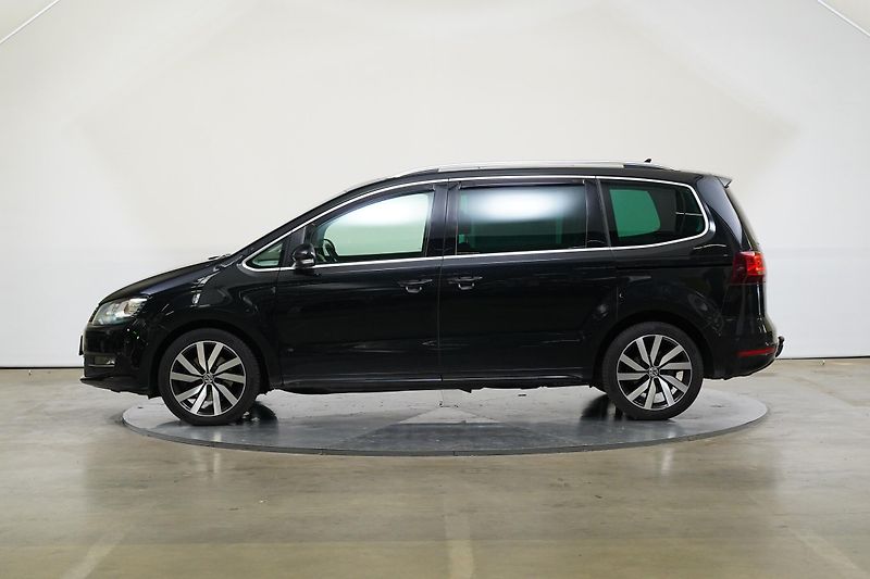 Volkswagen Sharan - fotka 3 z 26