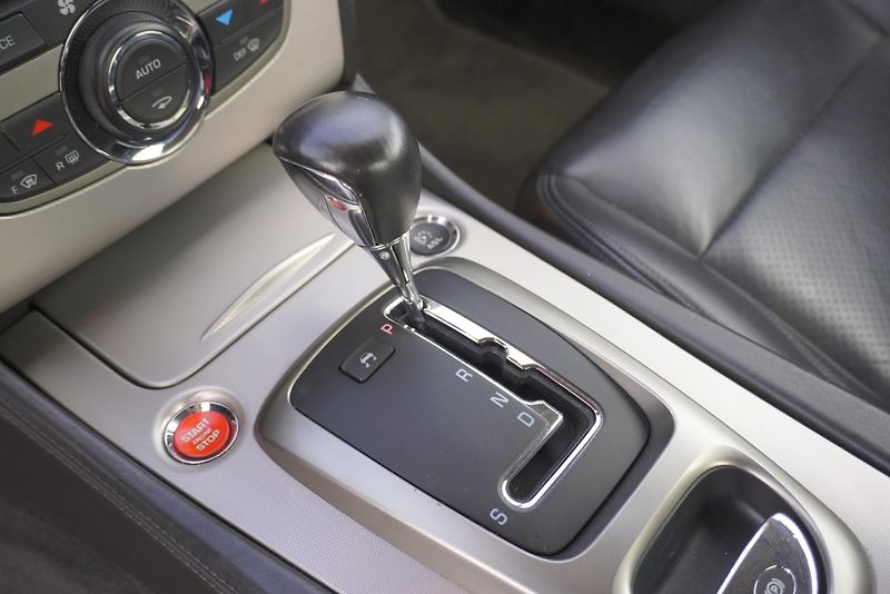 Jaguar XK8 4,2I AUT. - fotka 28 z 41