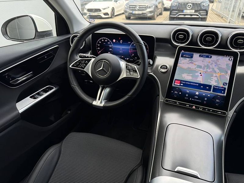 Mercedes-Benz GLC (2025) 220 d 4M - fotka 13 z 28