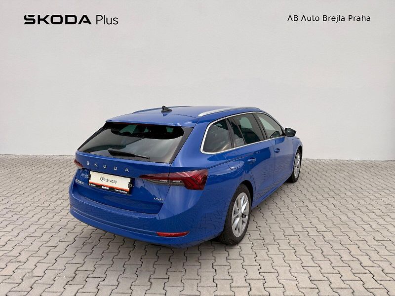 Škoda Octavia (2023) COM STY plus TD 110/2.0 A7A - fotka 2 z 35