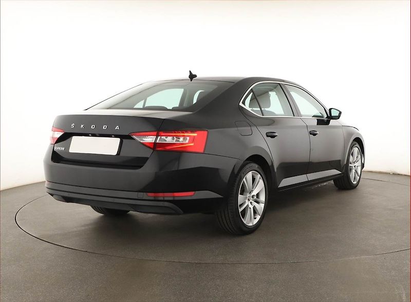 Škoda Superb (2020) Style 2.0 TDI, Automat, ČR - fotka 5 z 20