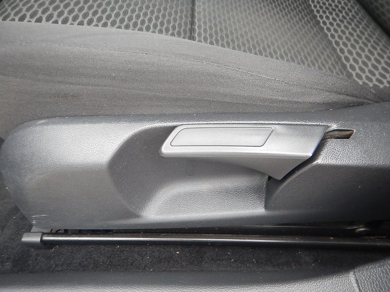 Volkswagen Golf V VARIANT 1.4 TSI, DIGIKLIMA - fotka 17 z 29