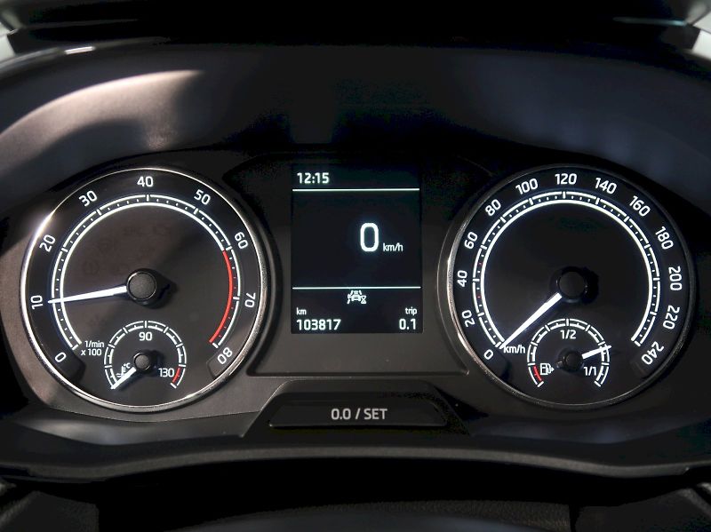 Škoda Fabia (2021) AMBITION 1.0MPI 59KW - fotka 17 z 31