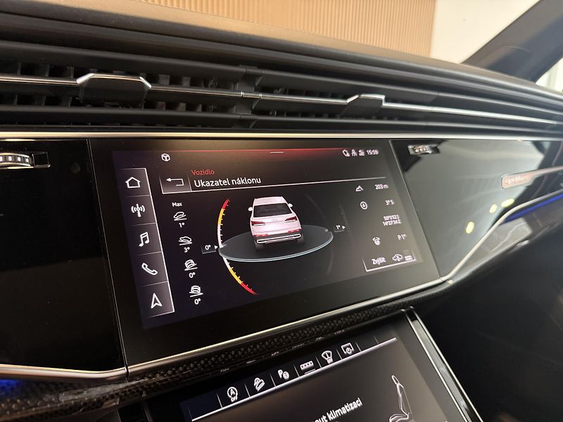 Audi SQ7 TDI V8 B&O 7míst Laser Carbon - fotka 39 z 49