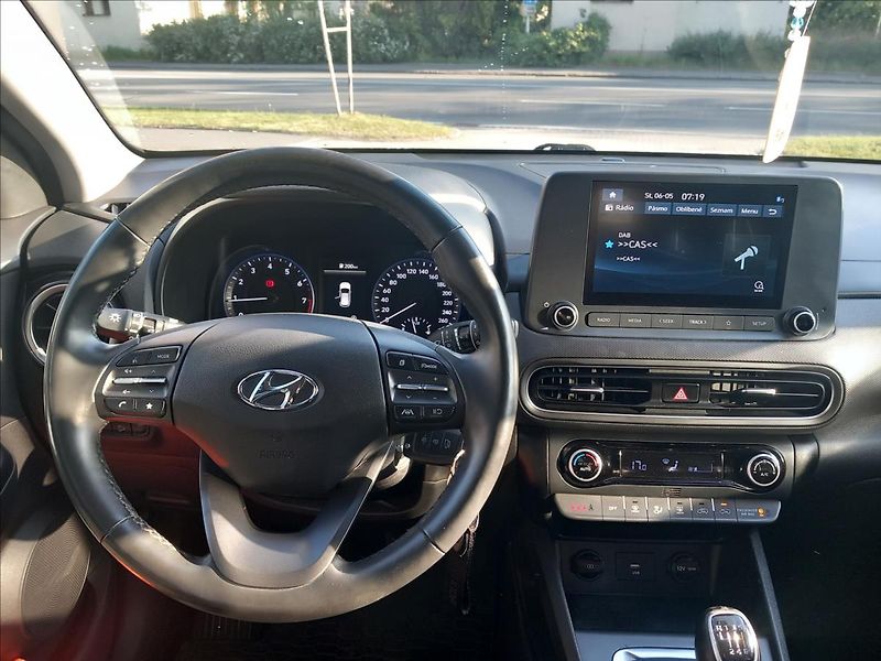 Hyundai Kona 1,0 TGDI SMART, tažné zař. - fotka 6 z 25