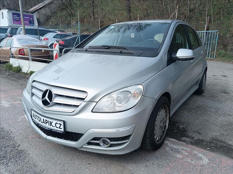Mercedes-Benz Třídy B 2,0 CDi Automat - fotka 3 z 22