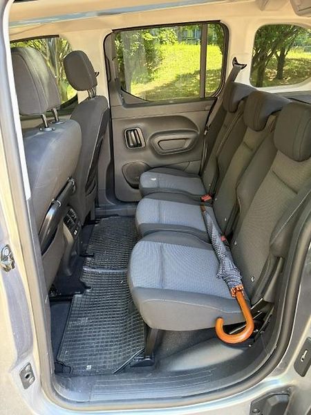 Toyota ProAce City Verso (2025) Stupeň výbavy VIP,  - fotka 11 z 13