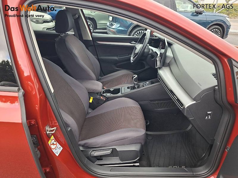 Volkswagen Golf Variant (2025) 1.5 TSI,85kW,Prodl.záruka - fotka 14 z 24