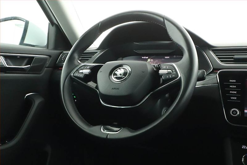 Škoda Superb (2022) Style 2.0 TDI, Automat, Kůže - fotka 18 z 21