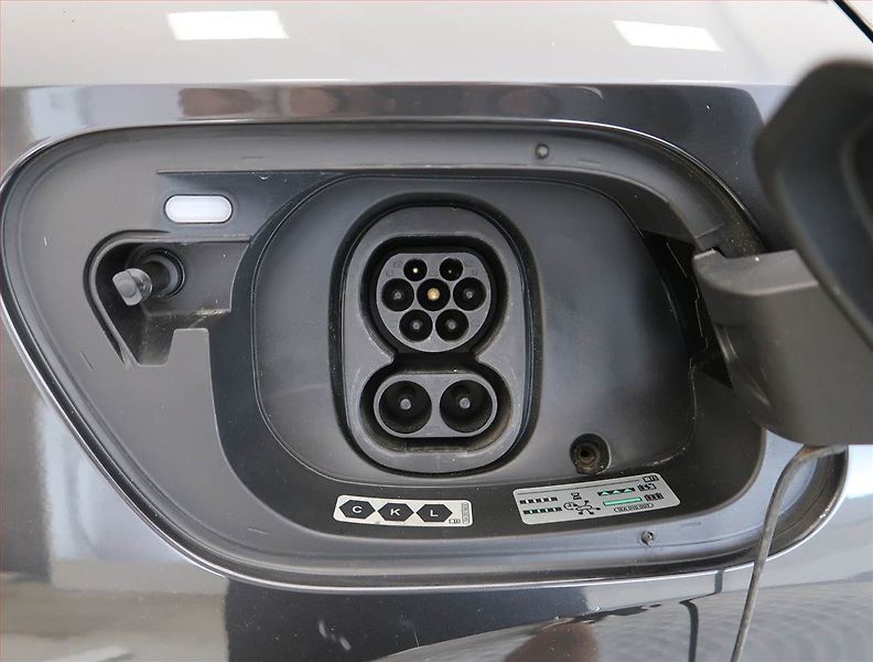 Volkswagen ID.4 (2020) Pro Perf. (82 kWh), SoH 93% - fotka 27 z 28