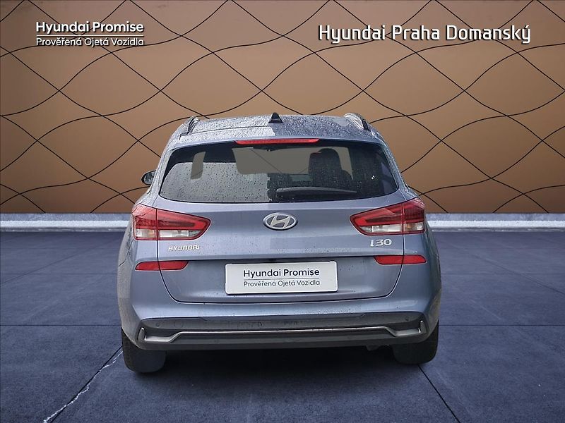 Hyundai i30 1,6   TGDI,DCT,Style Safety - fotka 5 z 9