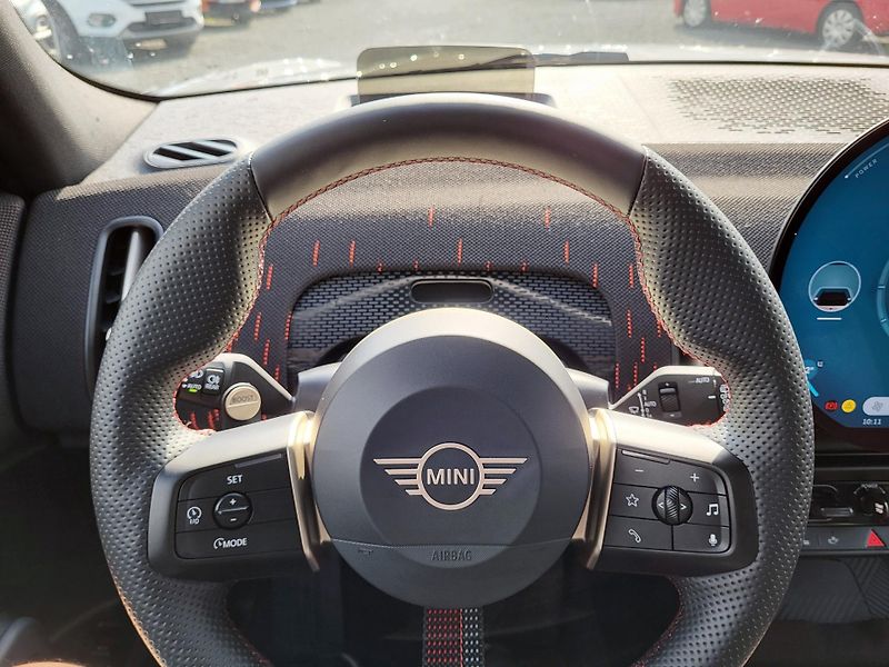 Mini Countryman SE ALL4 ELEKTRO 225kW - fotka 10 z 48