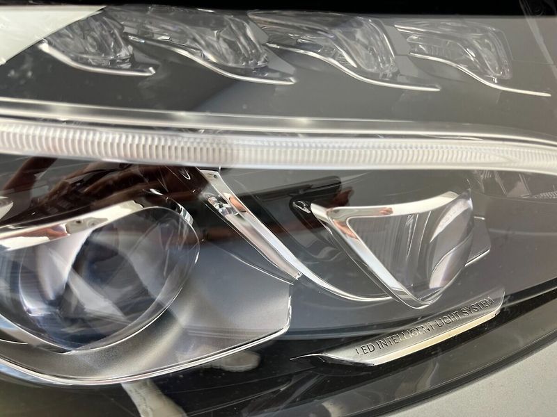 Mercedes-Benz Třídy C C 250 d 4MATIC Avantgarde - fotka 27 z 27