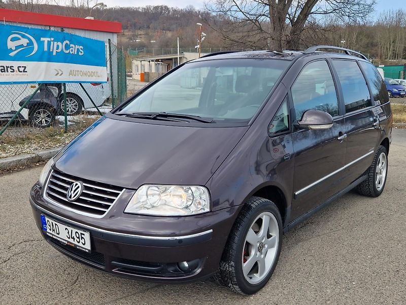 Volkswagen Sharan 2,0TDi na splátky všem! 7míst - fotka 1 z 11