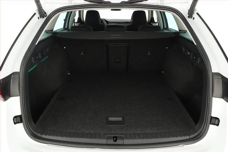 Škoda Octavia (2022) Scout 2.0 TDI - fotka 19 z 20