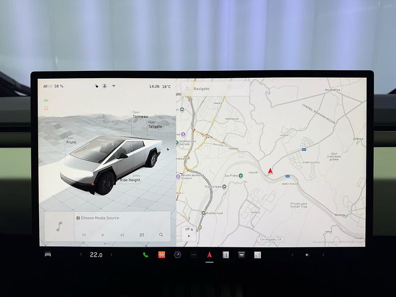 Tesla Ostatní AWD 438 KW FOUNDATION SERIES, - fotka 12 z 31