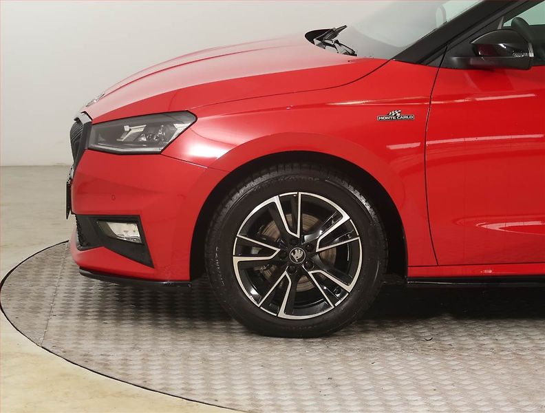 Škoda Fabia (2025) 1.0 TSI, Monte Carlo, Automat - fotka 15 z 23