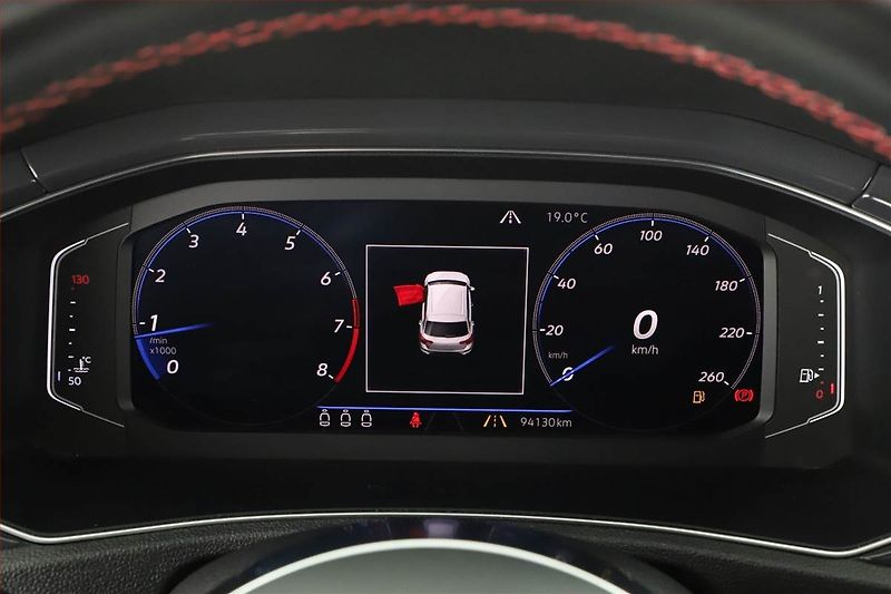 Volkswagen T-Roc (2018) 1.5 TSI, ČR - fotka 8 z 13