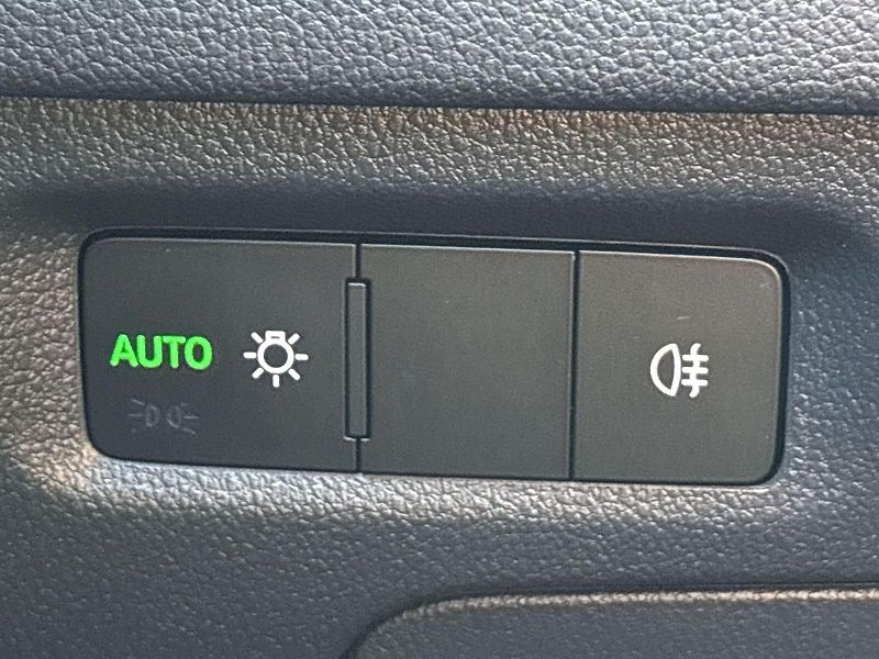 Škoda Octavia (2025) Combi 2.0 TDI DSG Top Selectio - fotka 16 z 35