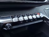 Peugeot 3008 ALLURE 1,5 BHDI 130k EAT8 - náhled 24
