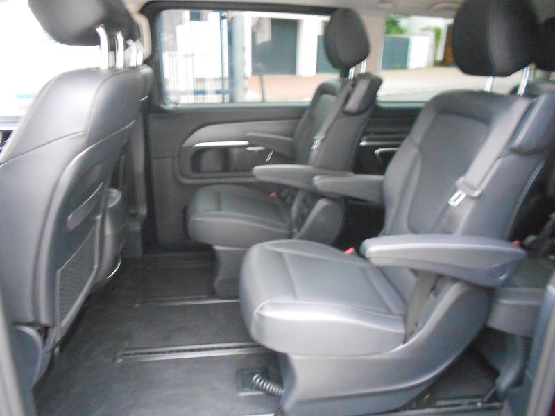Mercedes-Benz Třídy V 300d 6míst 4Matic ČR 1.m DPH - fotka 8 z 13