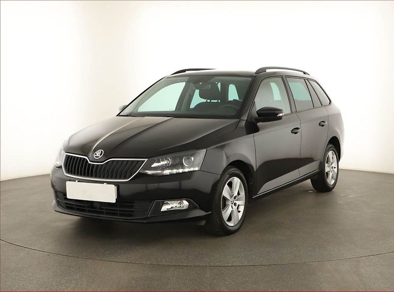 Škoda Fabia (2017) 1.4 TDI, ČR,1.maj, Navi - fotka 2 z 15