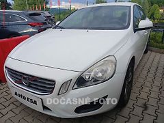 Volvo V60 (2013) 1.6D, AC, STK6/28 - fotografie inzerátu