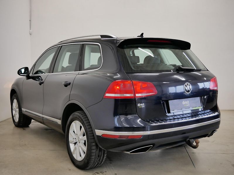 Volkswagen Touareg - fotka 7 z 25
