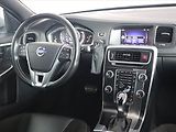 Volvo V60 (2018) R-Design D4 2.0, Automat, Kůže - náhled 6