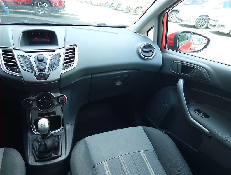 Ford Fiesta (2010) Comfort 1.25, po STK - fotka 8 z 14