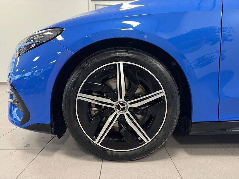 Mercedes-Benz CLA (2026) 200 - fotka 5 z 6