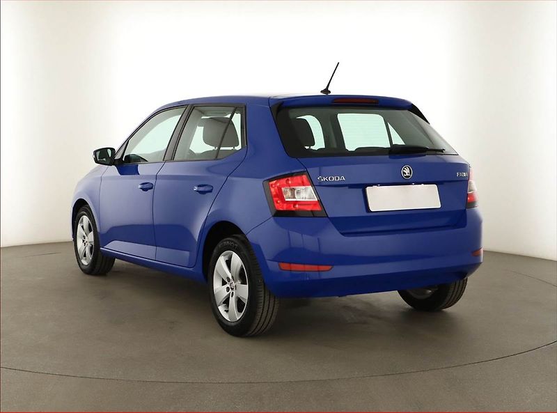 Škoda Fabia (2019) Ambition 1.0 TSI, ČR,1.maj - fotka 4 z 16