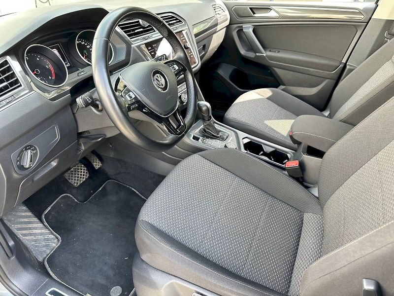 Volkswagen Tiguan (2020) ALLSPACE 2.0 TDI SCR 140 kW 4M - fotka 6 z 25
