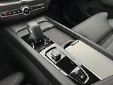 Volvo XC60 2.0  B4 4x4 PLUS  Black - náhled 28