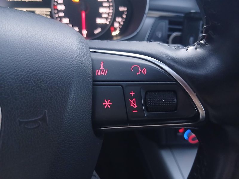 Audi A6 Avant 3.0 TDi - fotka 23 z 37