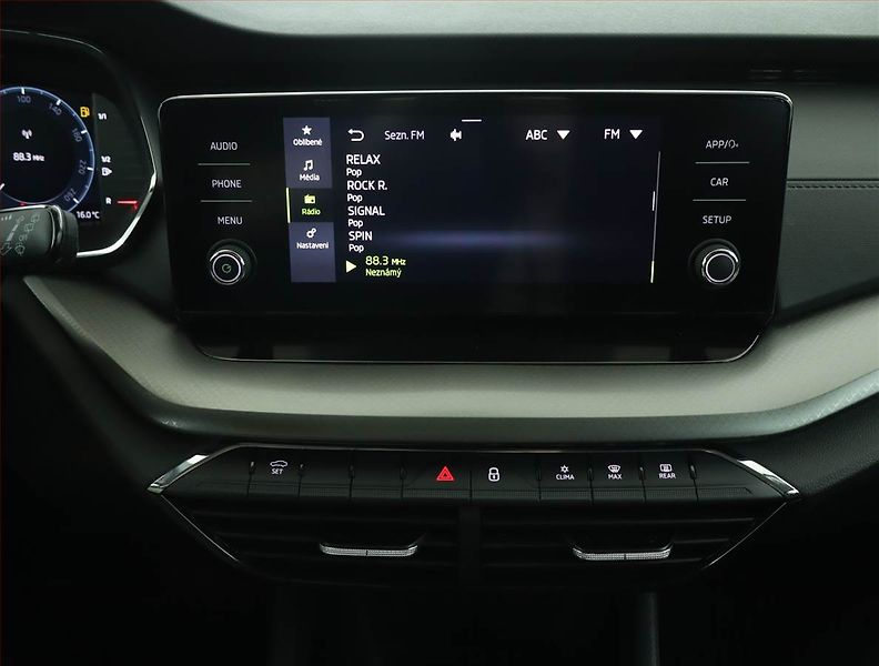 Škoda Octavia (2023) Ambition 2.0 TDI, ČR,1.maj - fotka 12 z 15